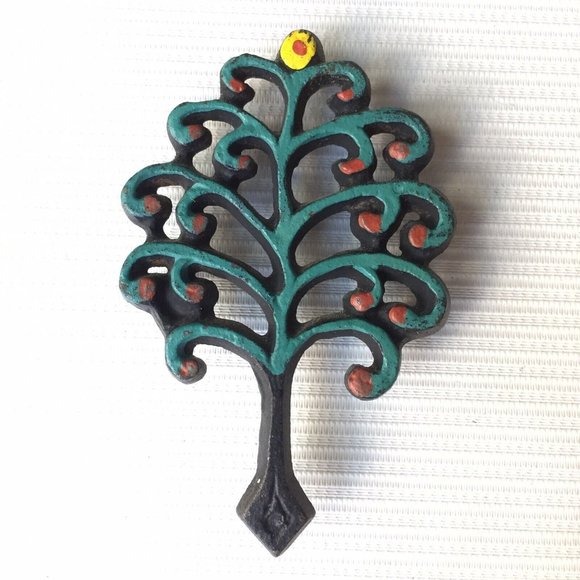 Small Cast Iron Metal Trivet Footed Spoon Rest Tree of Life Painted Ornate Green - Picture 1 of 12